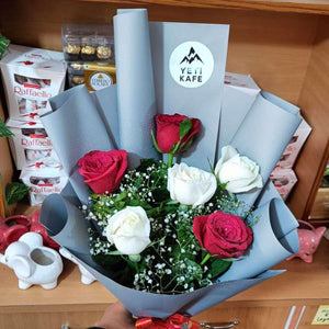 3 Red Rose and 3 White Rose Bouquet