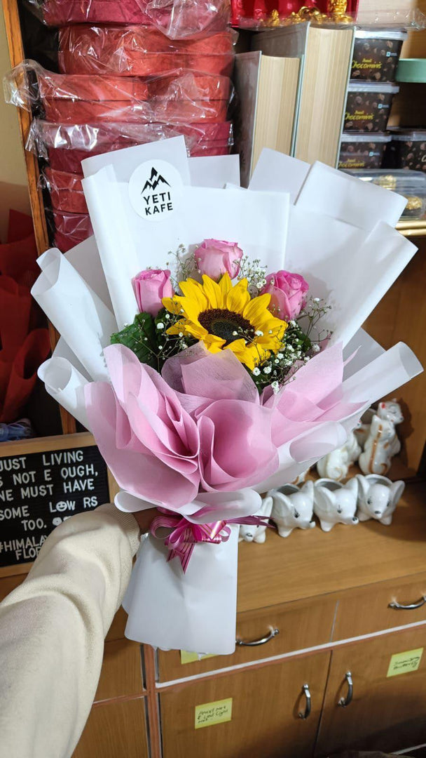 3 Pink Rose and 1 Sunflower Bouquet - image 1