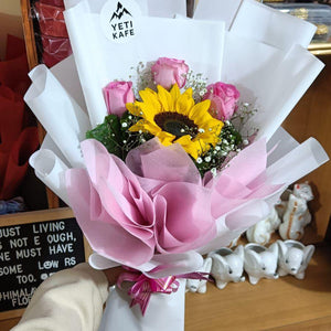 3 Pink Rose and 1 Sunflower Bouquet